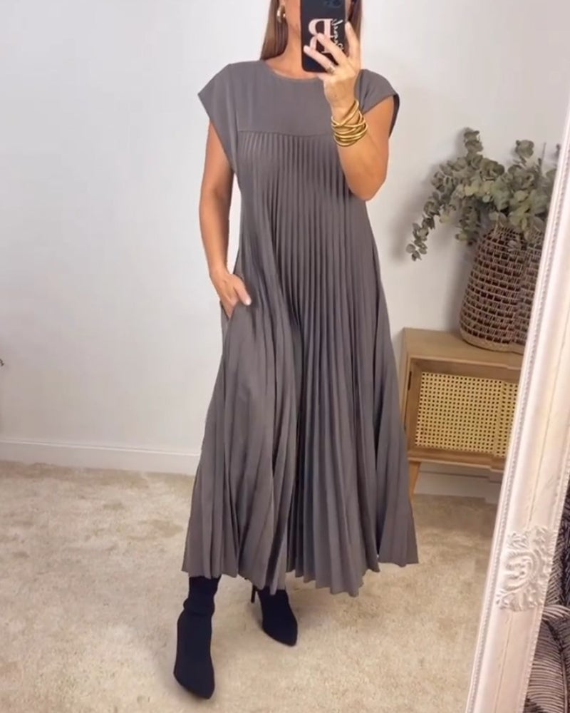 Pleated Long Dress Round Neck Sleeveless for Women | Perfect for Everyday Wear