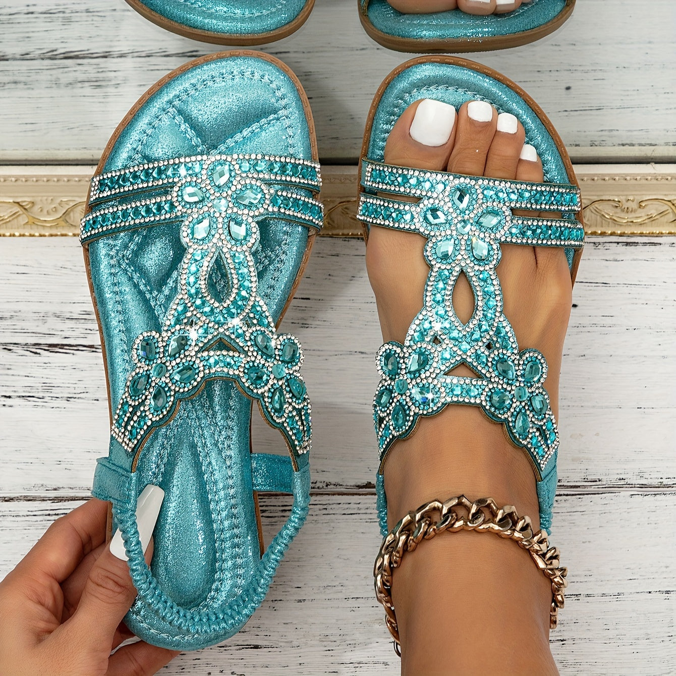 Flat Sandals Rhinestone Embellished for Women | Perfect for Everyday Wear